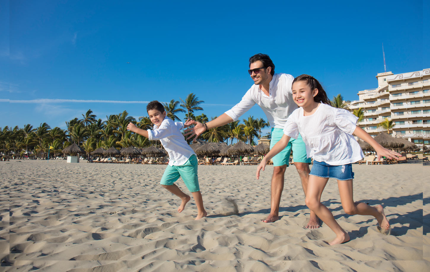 PARADISE VILLAGE BEACHFRONT HOTEL VALLARTA