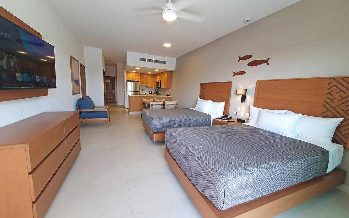 HOSPEDAJE DISPONIBLE